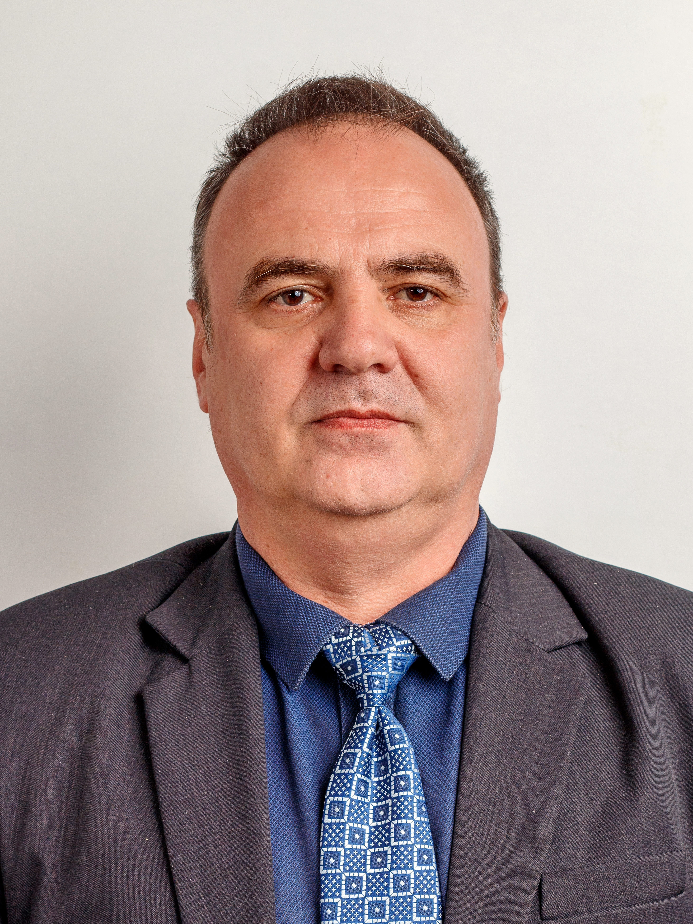 Mosnegutu Emilian